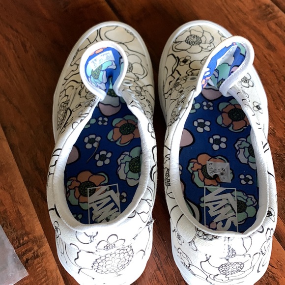 VANS black/white floral shoes - Picture 4 of 7